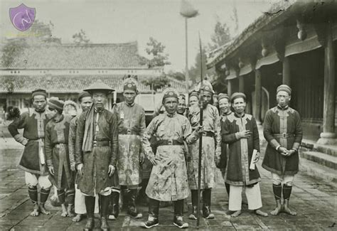 The Nguyen Dynasty's Transformation: A Catalyst for Western Influence and Internal Strife in 19th Century Vietnam